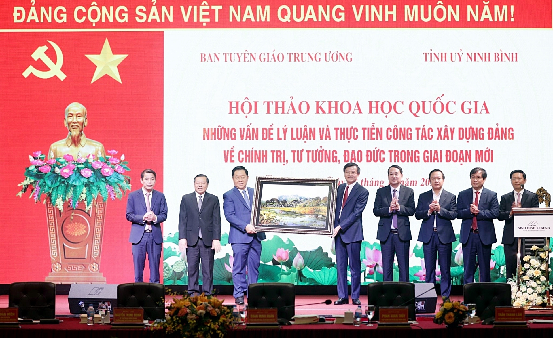 Công tác tham mưu của các cơ quan Đảng Trung ương trên lĩnh vực tuyên giáo qua 40 năm thực hiện công cuộc đổi mới 