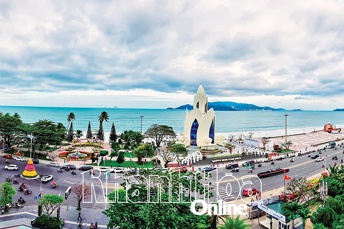 Viết tiếp truyền thống, xây dựng Khánh Hòa phát triển giàu mạnh