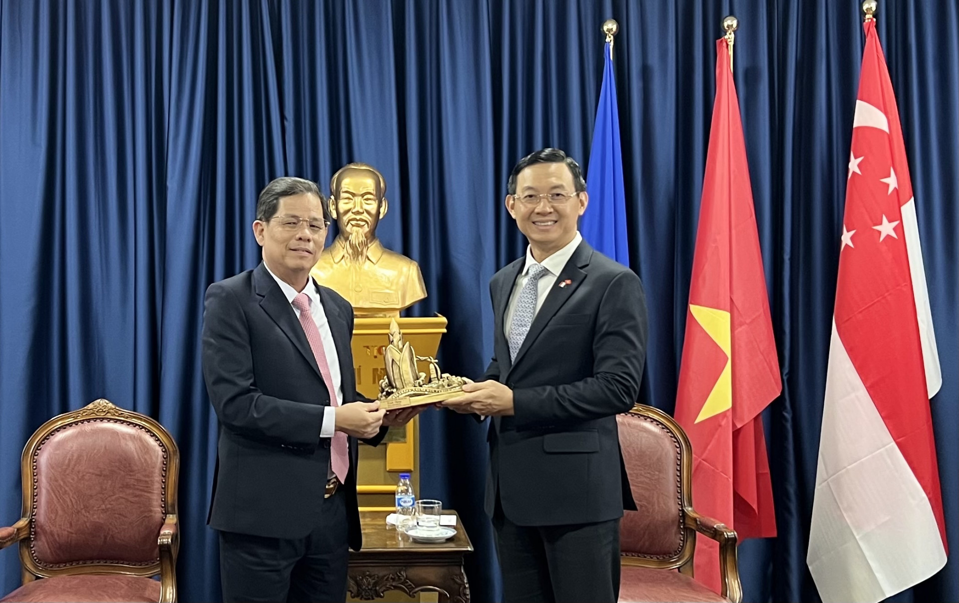Toàn cảnh chuyến thăm và làm việc tại Singapore của đoàn công tác tỉnh Khánh Hòa
