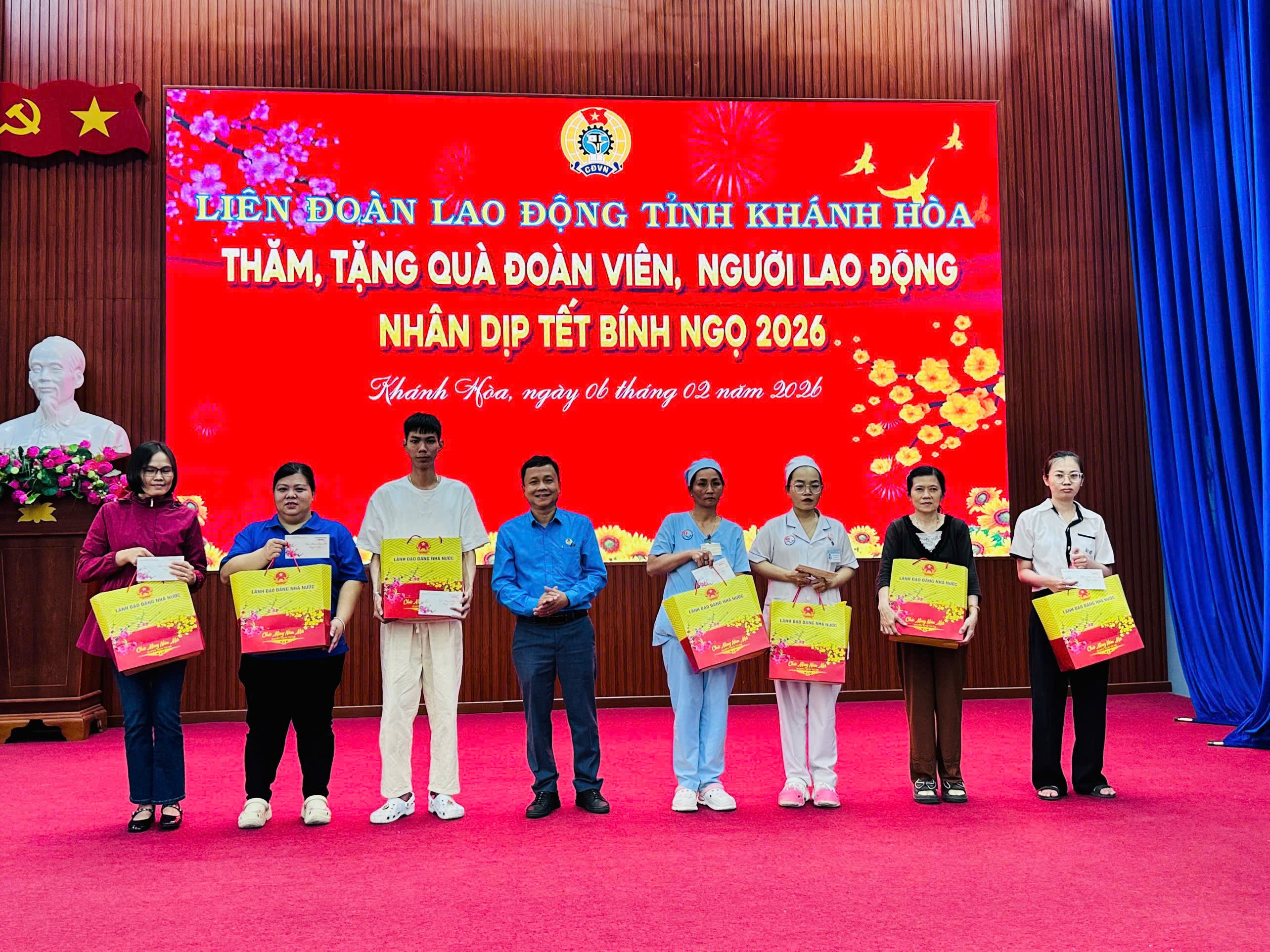 Khánh Hòa: Tăng cường công tác tuyên truyền, giáo dục chính trị, tư tưởng, pháp luật cho công nhân trong tình hình mới