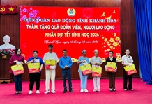 Khánh Hòa: Tăng cường công tác tuyên truyền, giáo dục chính trị, tư tưởng, pháp luật cho công nhân trong tình hình mới