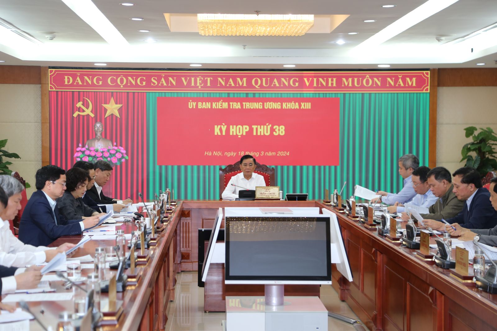 Nhận diện và phản bác một số luận điệu sai trái, thù địch về công tác đấu tranh phòng, chống tham nhũng, tiêu cực ở Việt Nam hiện nay