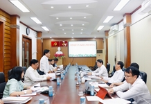 Thường trực Tỉnh ủy làm việc với Tổ Văn kiện