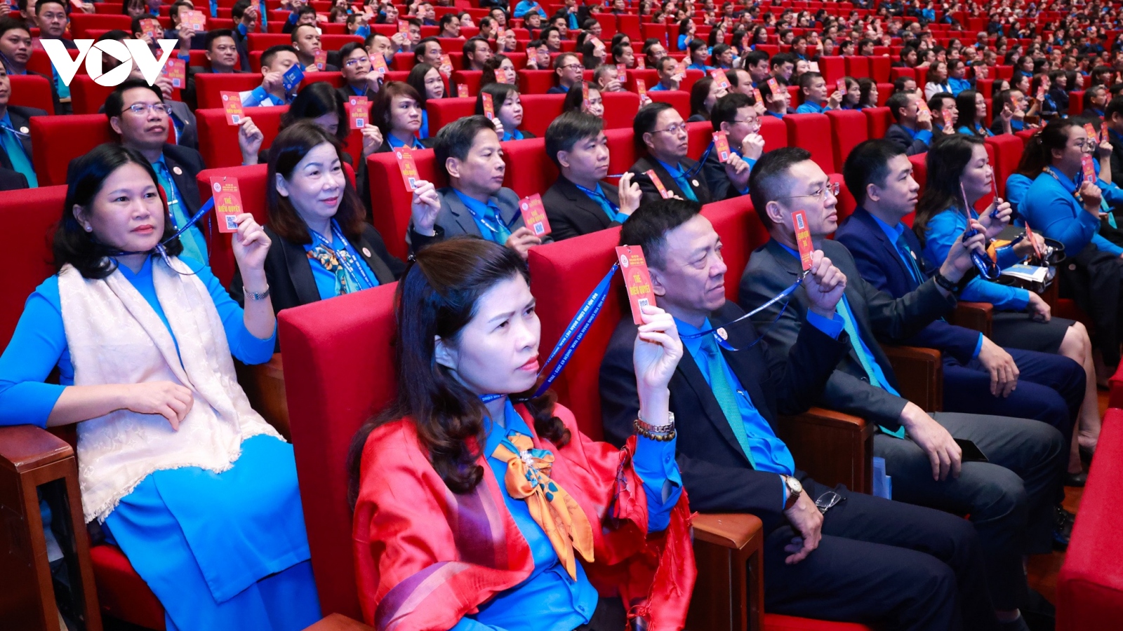 Ông Nguyễn Đình Khang giữ chức Chủ tịch Tổng Liên đoàn LĐ Việt Nam khóa XIII