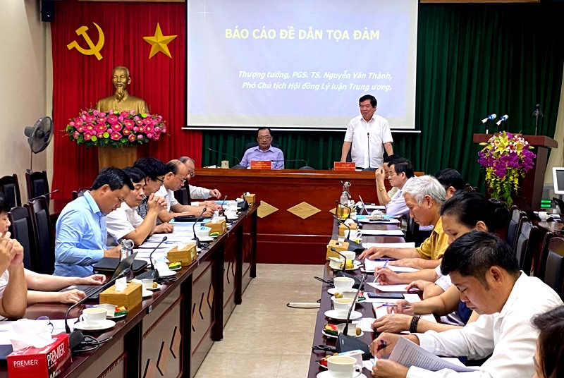         Bổ sung, phát triển lý luận về CNXH và con đường đi lên CNXH ở Việt Nam qua 40 năm đổi mới    