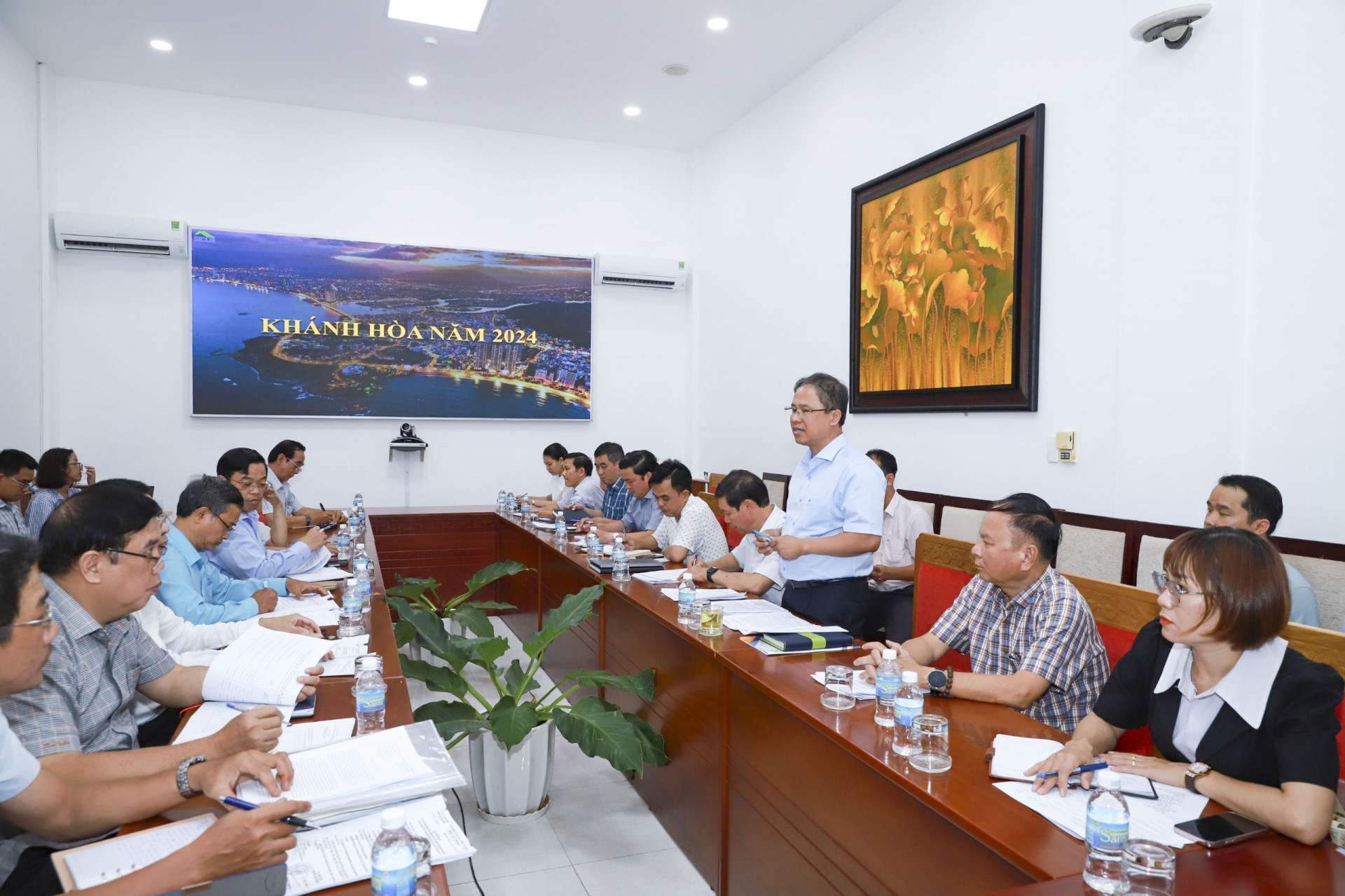 Lập Đề án tổng thể về xây dựng Khánh Hòa trở thành thành phố trực thuộc Trung ương
