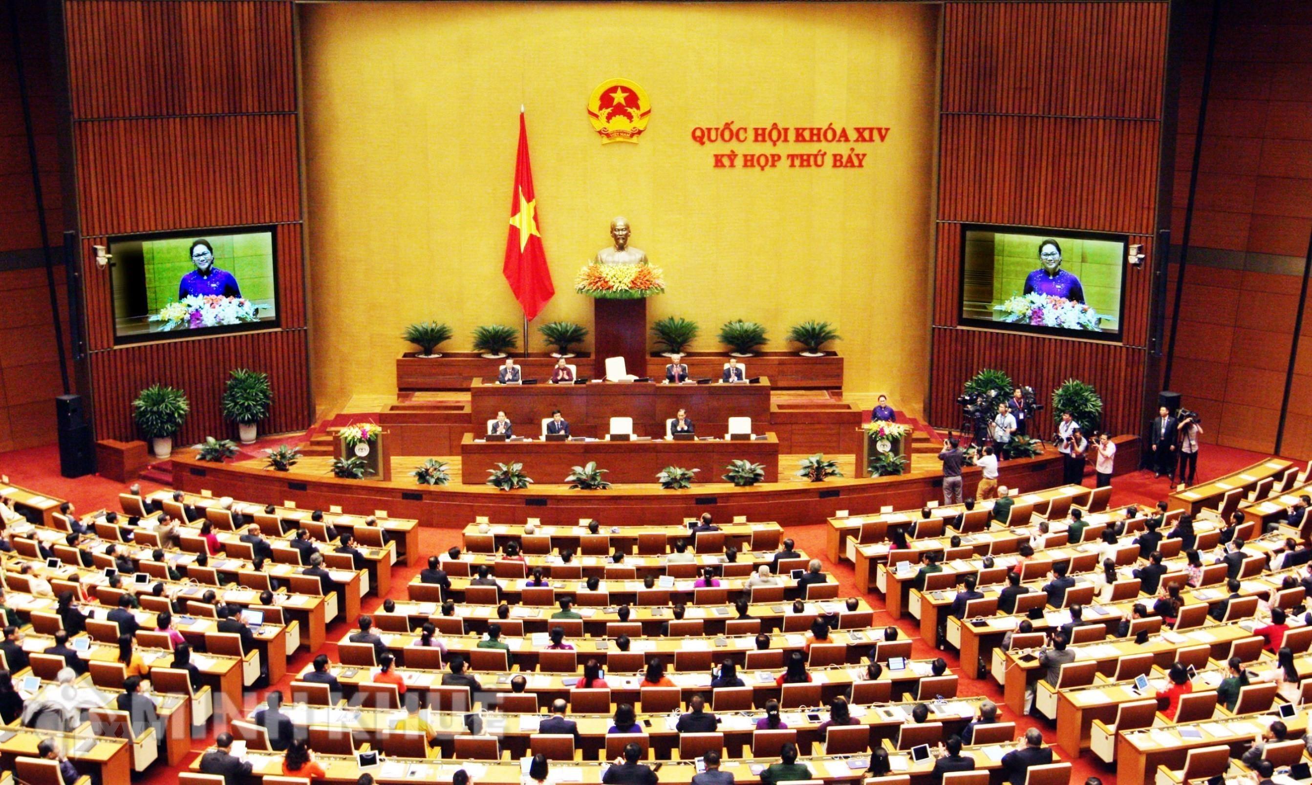 Một số vấn đề lý luận và thực tiễn về phân cấp, phân quyền trong bộ máy nhà nước ở Việt Nam hiện nay