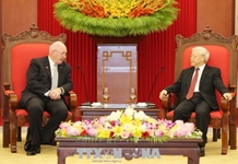 Tổng Bí thư Nguyễn Phú Trọng tiếp Toàn quyền Ô-xtrây-li-a