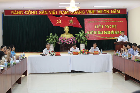 t-Hội nghị sơ kết thi đua các cơ quan Đảng thuộc Tỉnh ủy 6 tháng đầu năm 2016