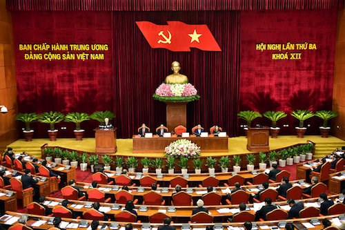 Ngày làm việc thứ hai, Hội nghị lần thứ ba Ban Chấp hành Trung ương Đảng khóa XII