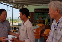 Lãnh đạo tỉnh Khánh Hòa thăm hỏi, động viên gia đình 4 học sinh bị đuối nước
