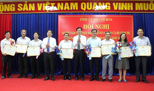 Kết quả khởi sắc sau 5 năm triển khai thực hiện  Nghị quyết 21-NQ/TW của Bộ Chính trị về công tác bảo hiểm xã hội, bảo hiểm y tế trên địa bàn tỉnh Khánh Hòa