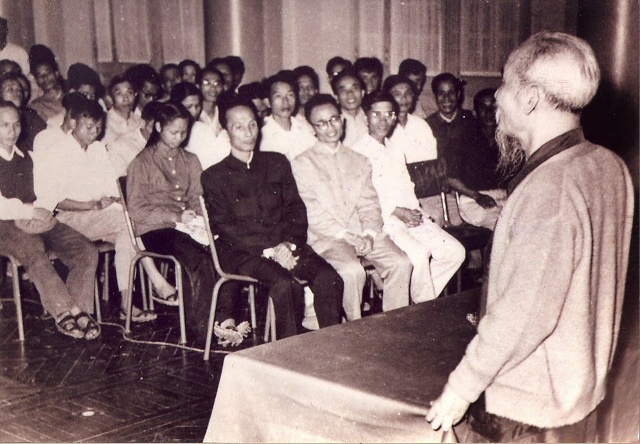 Bác Hồ với công tác Tuyên giáo