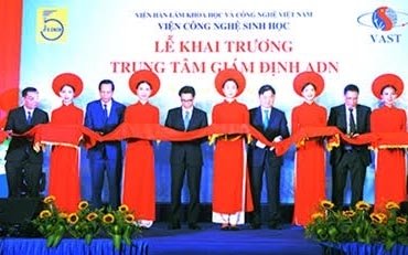 Khai trương Trung tâm giám định ADN hài cốt liệt sĩ