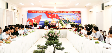 Chúc Tết các đơn vị, địa phương