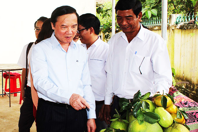 Thường trực Tỉnh ủy: Dự Ngày hội Đại đoàn kết dân tộc tại các địa phương