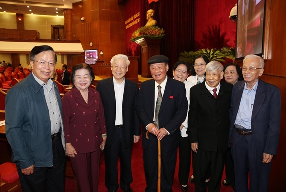 Tổng Bí thư, Chủ tịch nước Nguyễn Phú Trọng chủ trì Hội nghị gặp mặt cán bộ lãnh đạo cấp cao nghỉ hưu