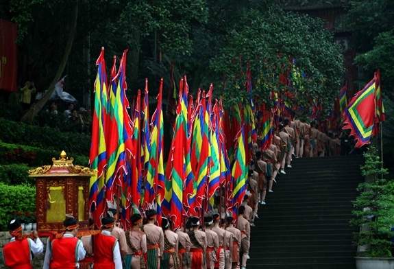 TỰ HÀO NÒI GIỐNG TIÊN RỒNG