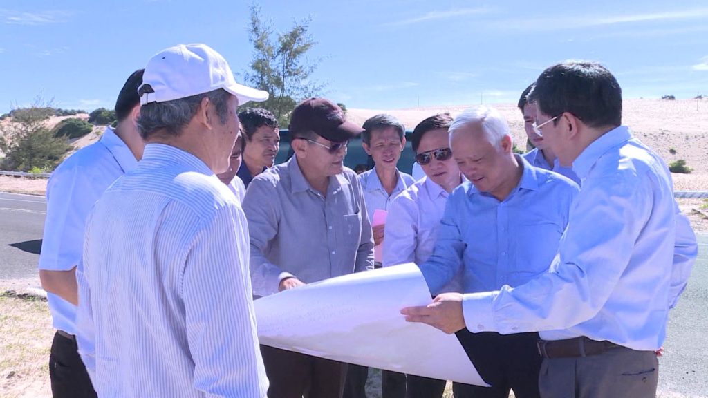 PHÓ CHỦ TỊCH QUỐC HỘI UÔNG CHU LƯU KHẢO SÁT KHU VỰC DỰ KIẾN XÂY DỰNG ĐẶC KHU KINH TẾ - HÀNH CHÍNH BẮC VÂN PHONG