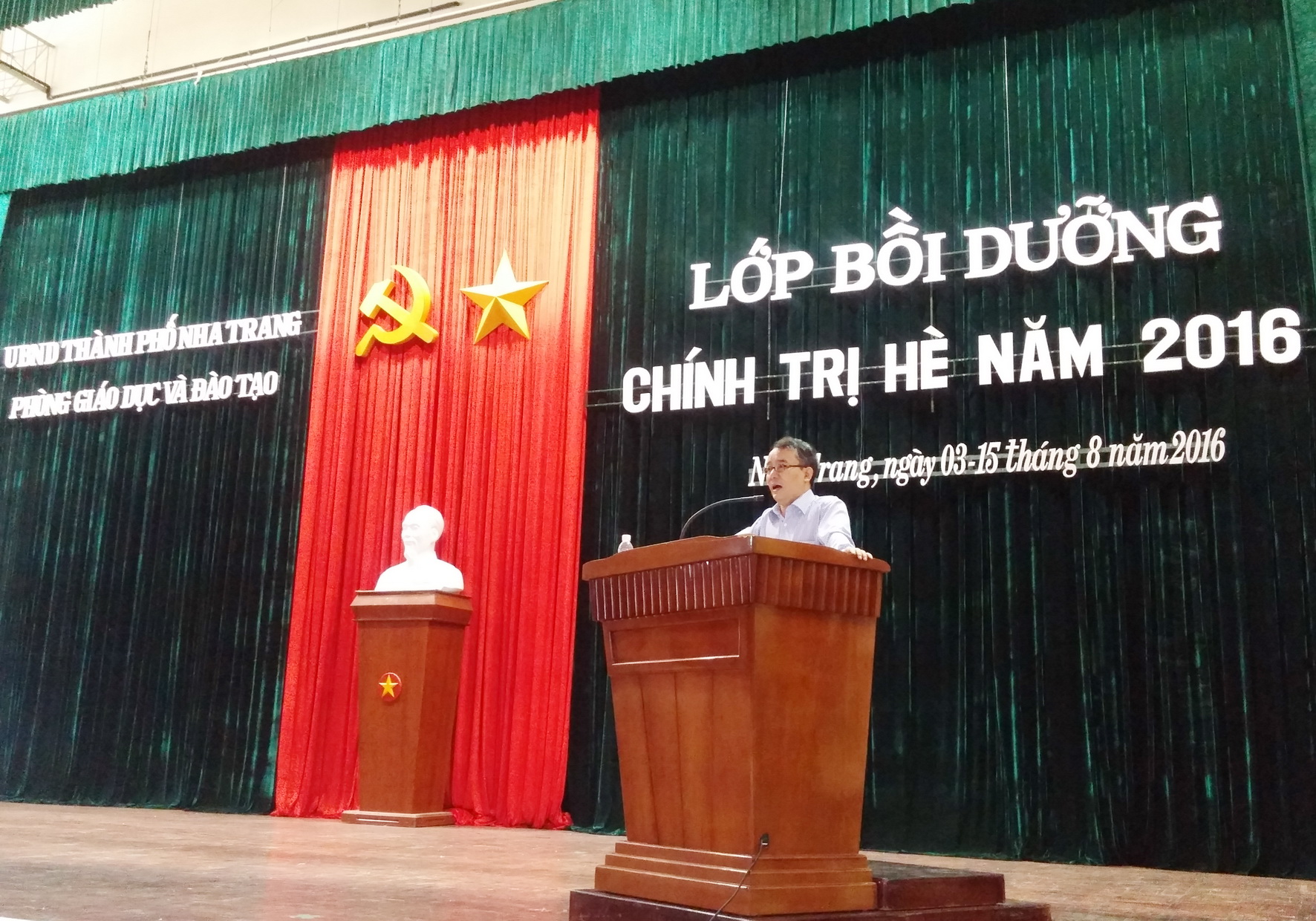 Nha Trang: Hơn 4.300 cán bộ, giáo viên  ngành Giáo dục học Chính trị hè