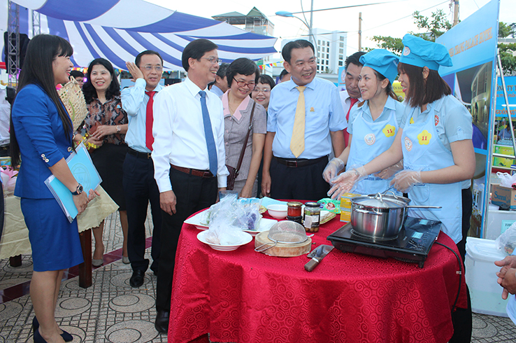 Lễ hội ẩm thực Yến sào Khánh Hòa