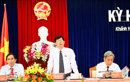 Thảo luận nhiều vấn đề "nóng"