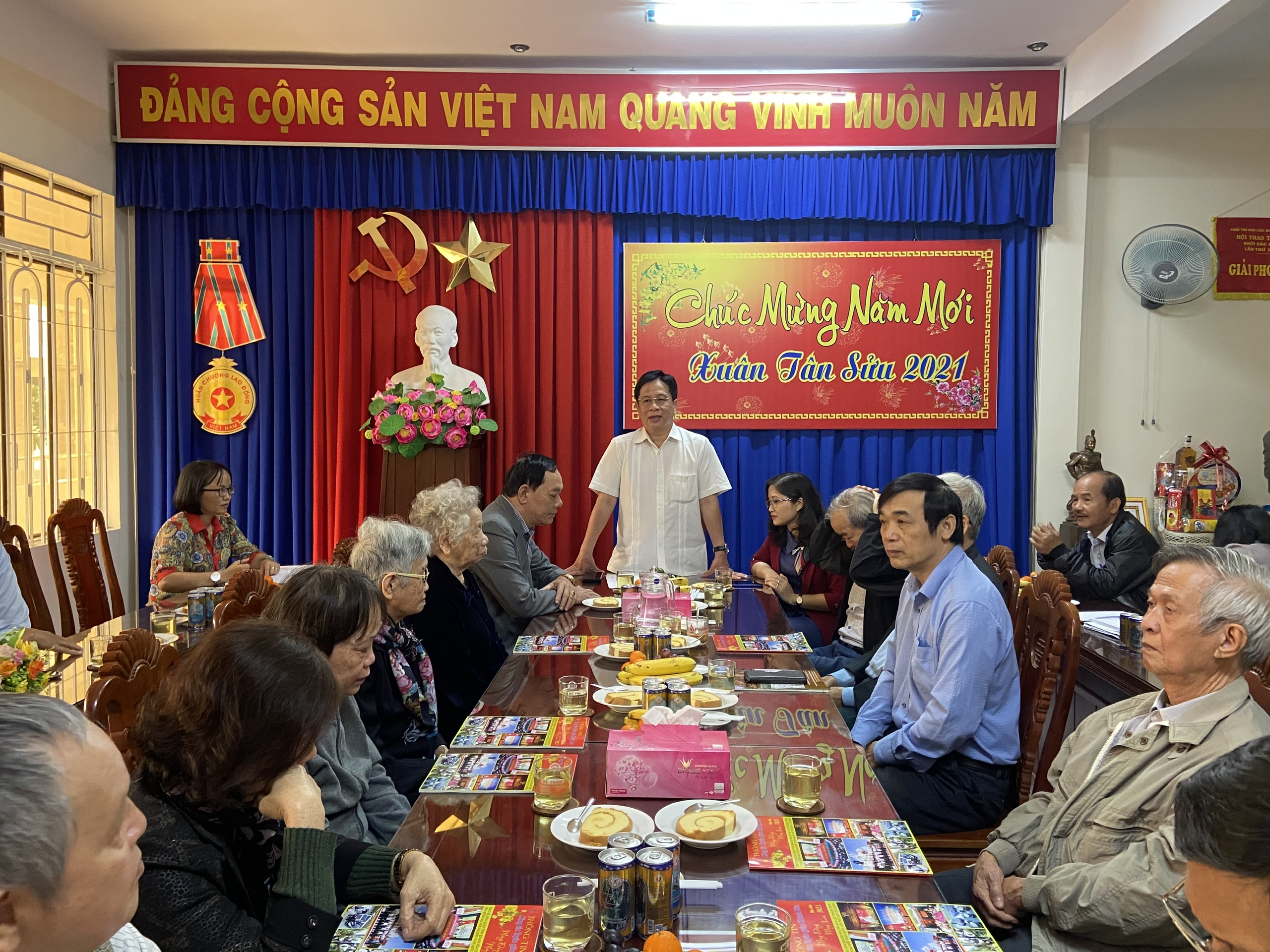 Ban Tuyên giáo Tỉnh ủy tổ chức gặp mặt các đồng chí nguyên lãnh đạo, cán bộ, công chức nhân dịp Tết Nguyên đán Tân Sửu 2021