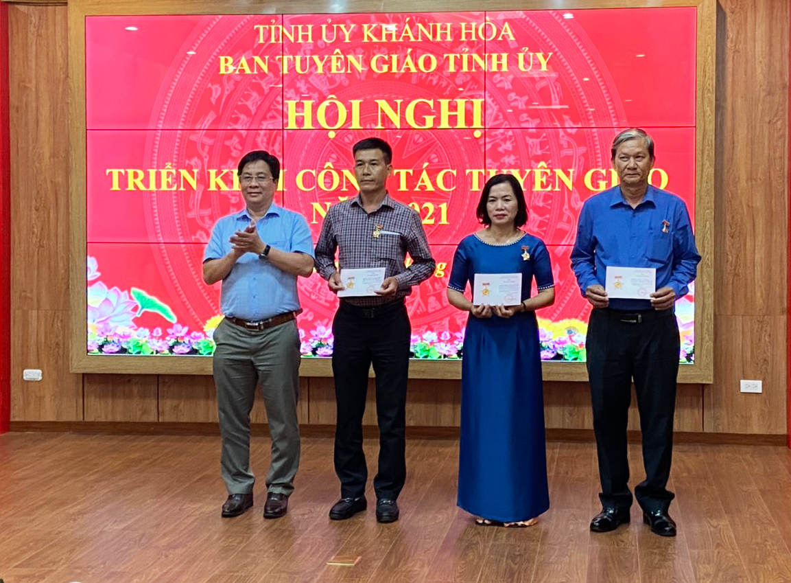 HỘI NGHỊ TRIỂN KHAI  NHIỆM VỤ CÔNG TÁC TUYÊN GIÁO NĂM 2021