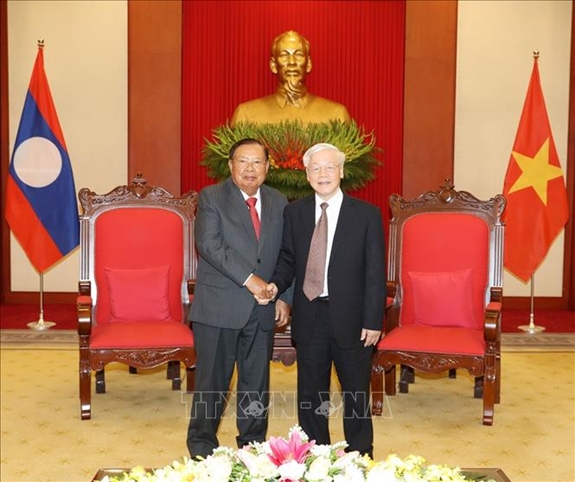 Tổng Bí thư, Chủ tịch nước Nguyễn Phú Trọng tiếp Tổng Bí thư, Chủ tịch nước Lào Bounnhang Vorachith