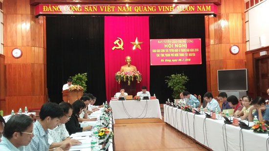 Ban tuyên giáo các tỉnh, thành ủy cần nâng cao tính nhạy bén, thuyết phục, hiệu quả trong công tác chính trị tư tưởng