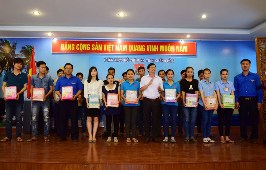 Khánh Hòa: Sôi nổi hoạt động trong “Ngày đoàn viên” đồng hành cùng thanh niên công nhân và người lao động năm 2017