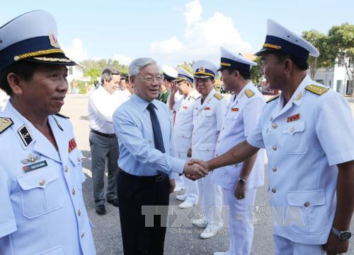 Tổng Bí thư Nguyễn Phú Trọng thăm, làm việc tại Vùng 4 Hải quân