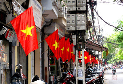 Thông báo về việc treo cờ Tổ quốc nhân dịp bầu cử đại biểu Quốc hội và đại biểu HĐND các cấp