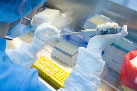 Tổng thống Nga Putin công bố vaccine Covid-19 đầu tiên của thế giới