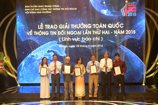 Trao giải thưởng toàn quốc về thông tin đối ngoại lần thứ hai - năm 2015
