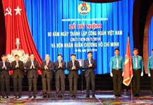 Tổng Liên đoàn Lao động Việt Nam đón nhận Huân chương Hồ Chí Minh