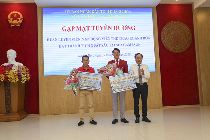 Tuyên dương HLV, VĐV đạt thành tích xuất sắc tại SEA Games 30