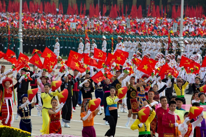 “Rạng danh Tổ quốc, cơ đồ Việt Nam!”[1] ​