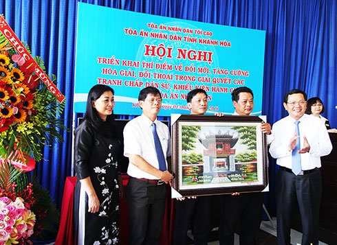 Đưa vào hoạt động 7 trung tâm hòa giải, đối thoại tại tòa án