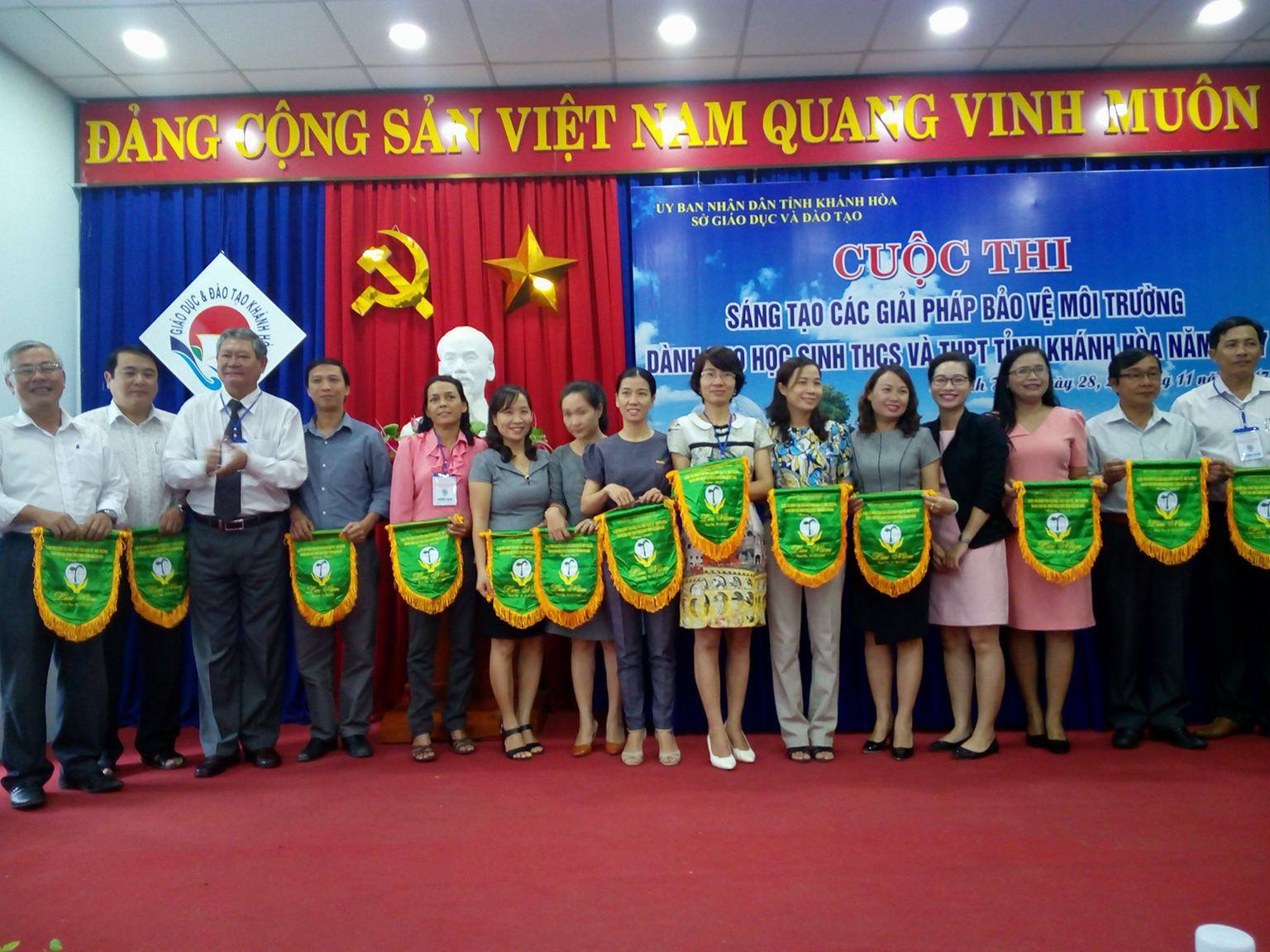 Cuộc thi “Sáng tạo các giải pháp bảo vệ môi trường dành cho học sinh các trường THCS và THPT tỉnh Khánh Hoà” năm 2017