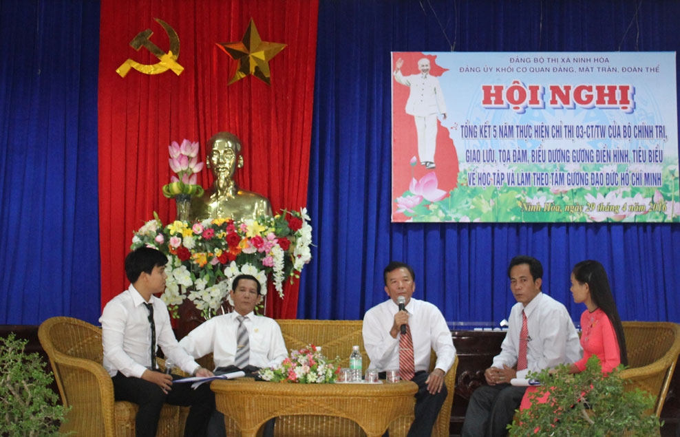 Đảng ủy Khối cơ quan Đảng, Mặt trận, đoàn thể thị xã Ninh Hòa: Tổng kết việc thực hiện Chỉ thị 03-CT/TW của Bộ Chính trị