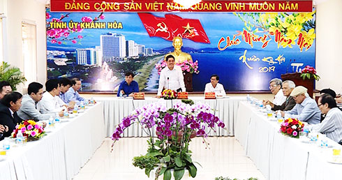 Ban Thường vụ Tỉnh ủy: Gặp mặt, chúc Tết các vị nguyên lãnh đạo tỉnh Khánh Hòa