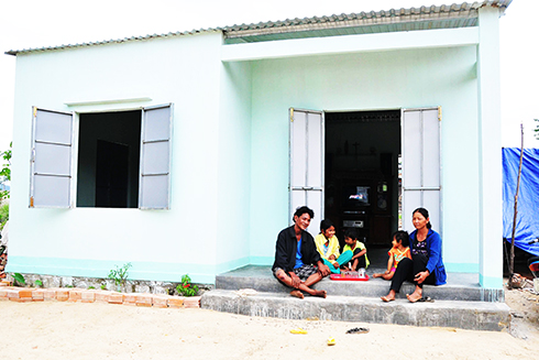 Cam Lâm: Hoàn thành việc xây, sửa nhà