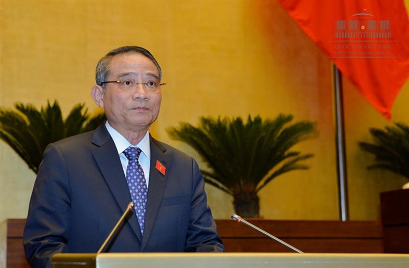 Quốc hội nghe trình bày Tờ trình và Báo cáo thẩm tra về việc tách nội dung bồi thường, hỗ trợ, tái định cư thành dự án thành phần để triển khai Dự án Cảng hàng không quốc tế Long Thành