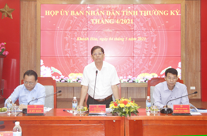 UBND tỉnh Khánh Hòa họp thường kỳ tháng 4