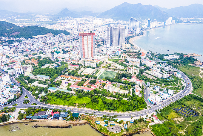 Thúc đẩy phát triển kinh tế - xã hội