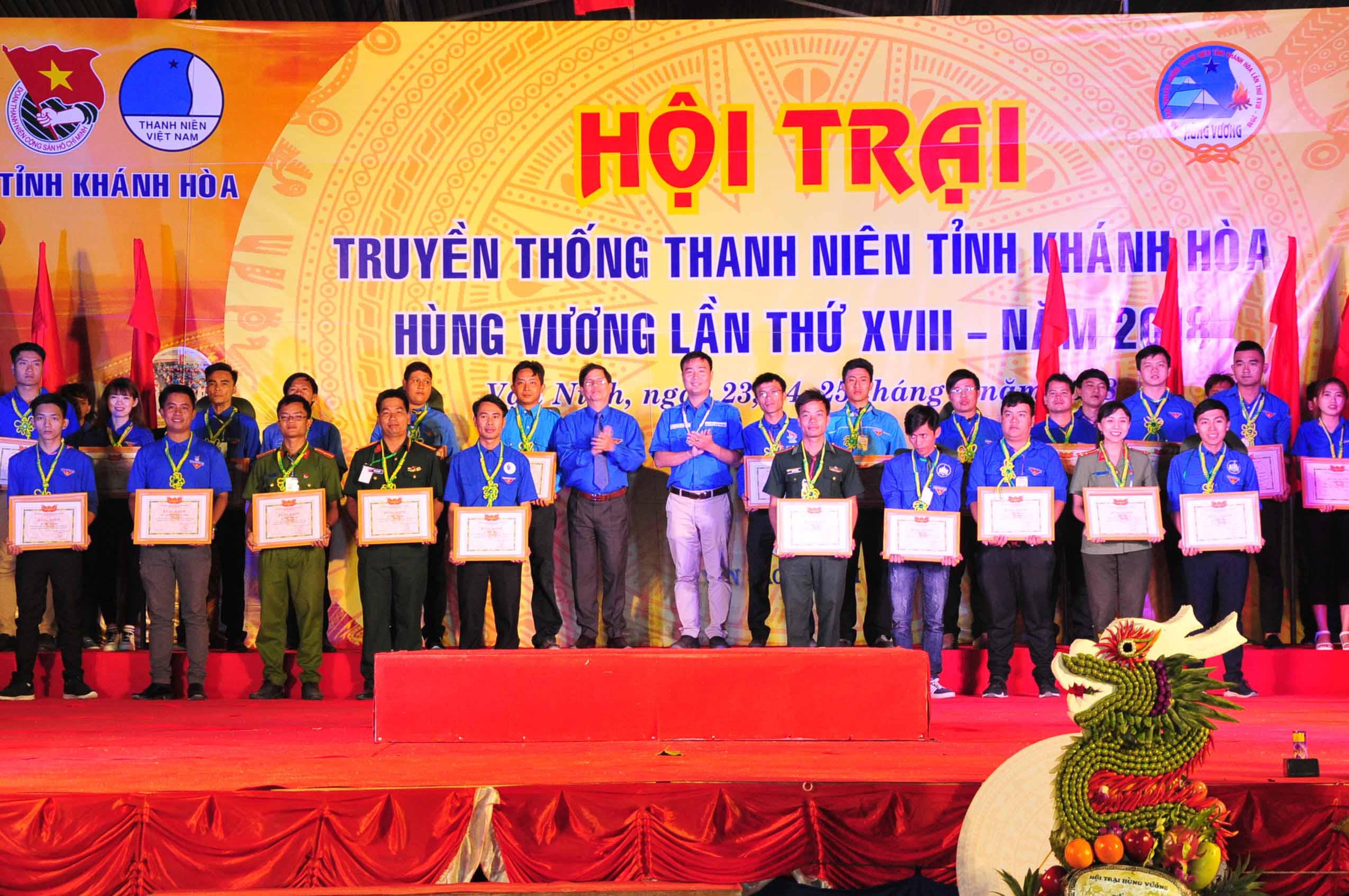 Tuyên dương 23 thủ lĩnh thanh niên tiêu biểu