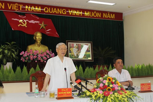 Tổng Bí thư: Chăm lo kinh tế biển phải gắn với bảo vệ Tổ quốc 