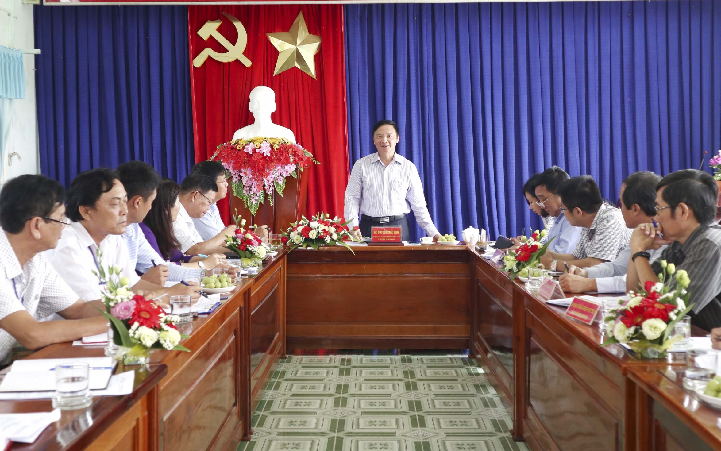 Sớm áp dụng mô hình sản xuất nông nghiệp công nghệ cao phát triển kinh tế