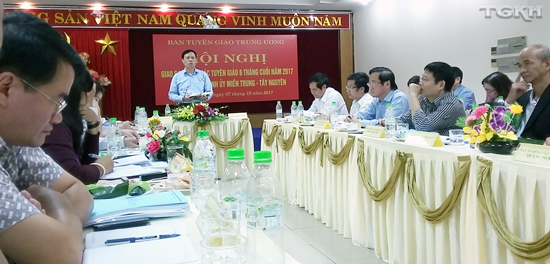 Công tác tuyên giáo phải vừa đi trước, đi cùng và đi sau
